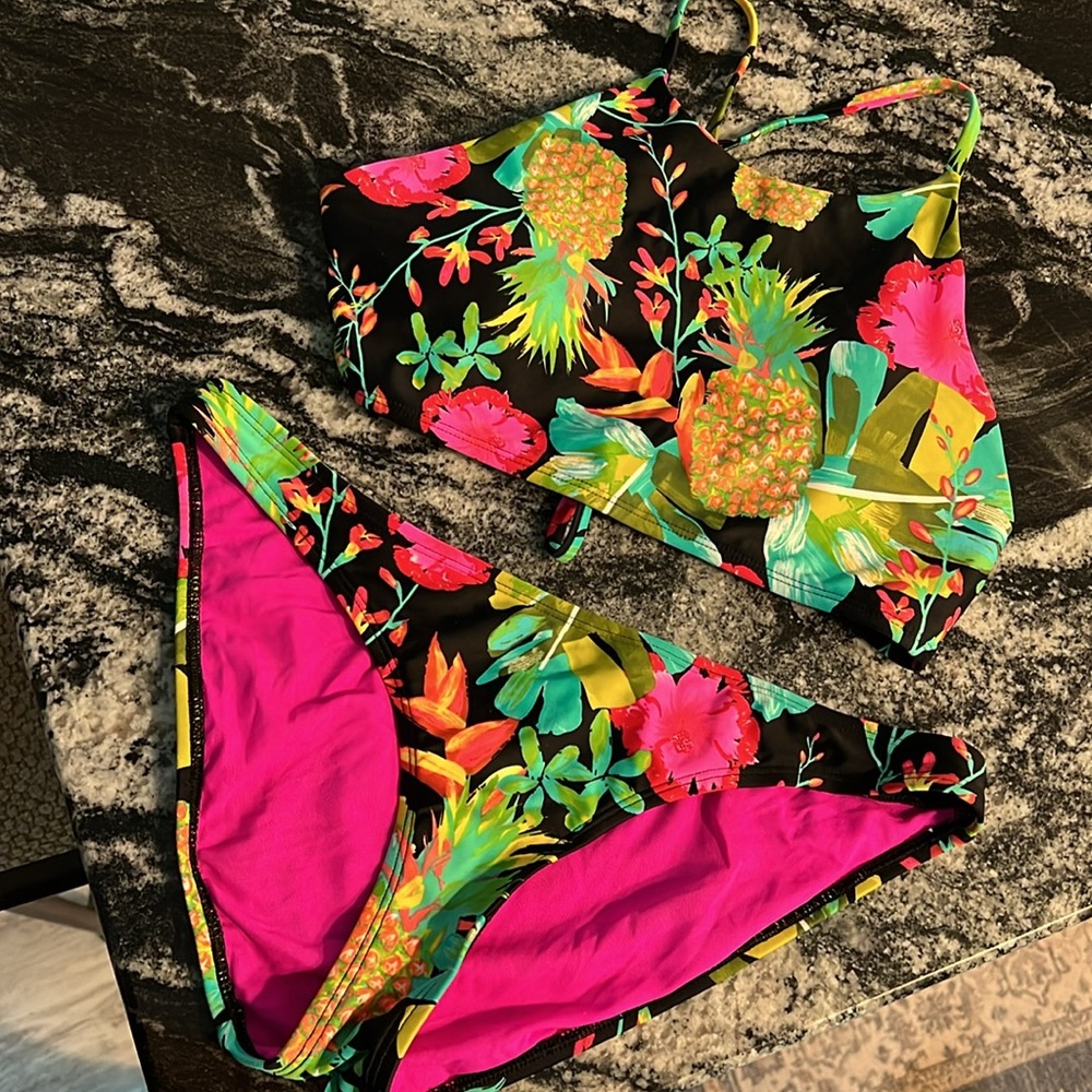 Body glove bikini